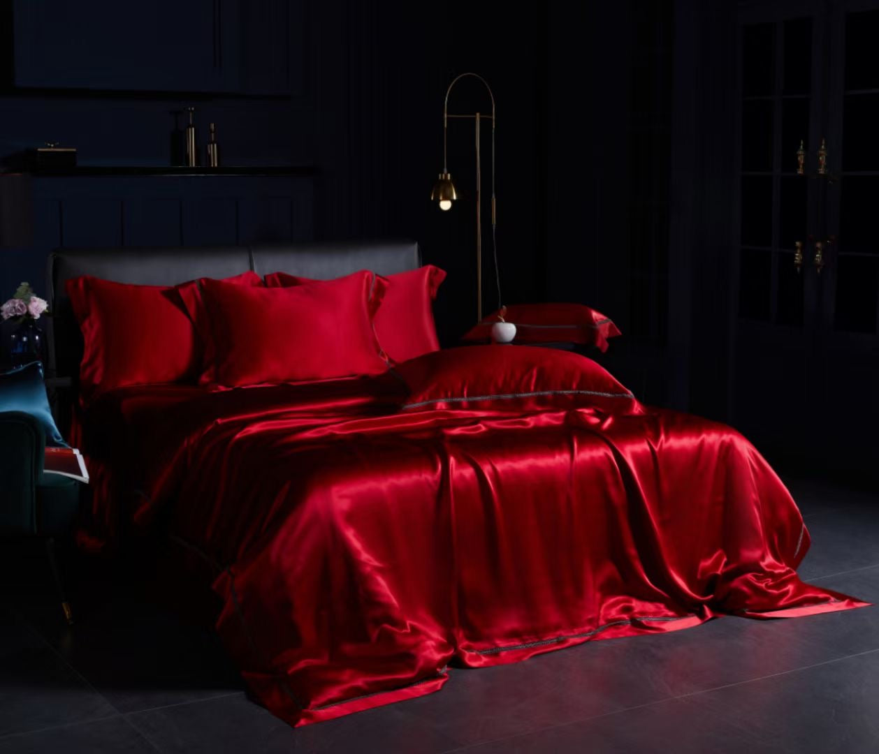 WINE - Lace artisan 25 Momme 4-Piece Pure Mulberry Silk Bed Linen Set