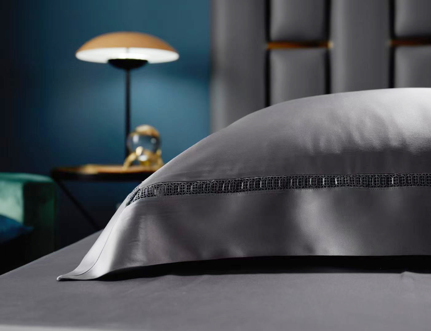 HELLO DARKENSS - Lace artisan 25 Momme 4-Piece Pure Mulberry Silk Bed Linen Set