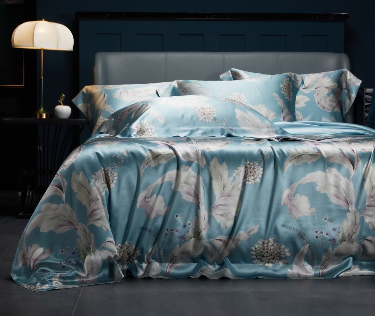 Refreshing - 25 Momme 4-Piece Pure Mulberry Silk Bed Linen Set