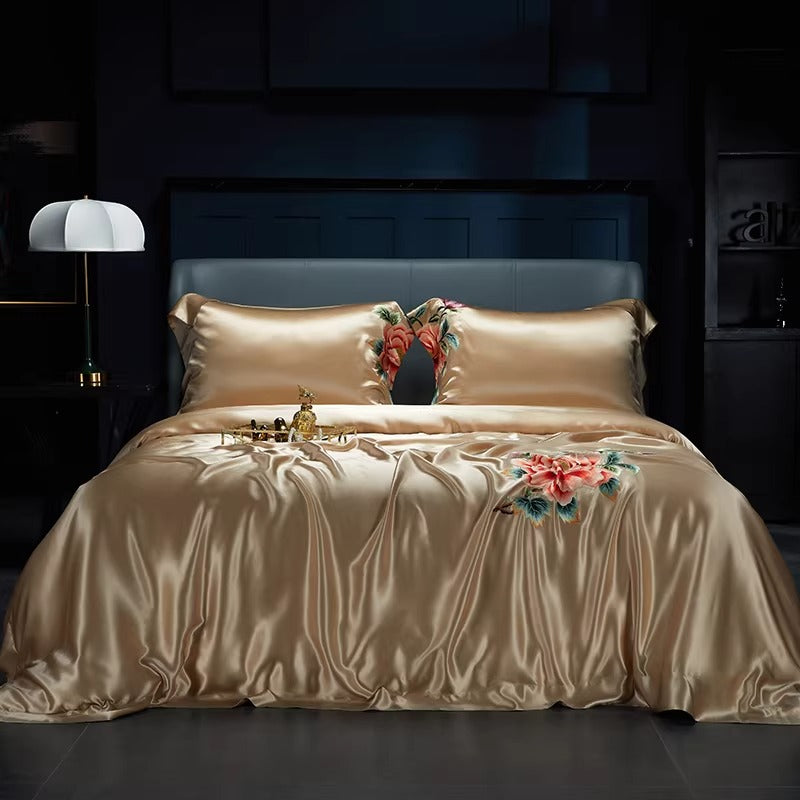 ROYAL - Embroidered 25 Momme Full Silk Bedlinen Set 4pcs