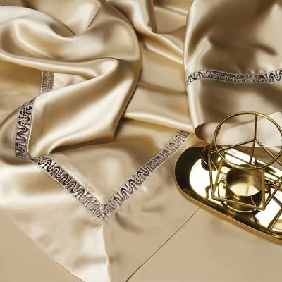 CHRYSOS - Lace artisan 30 Momme 4-Piece Pure Mulberry Silk Bed Linen Set