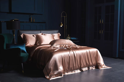 BLUSH - Lace artisan 30 Momme 4-Piece Pure Mulberry Silk Bed Linen Set