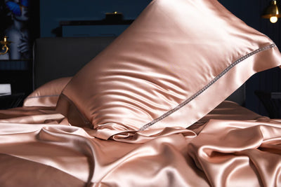 BLUSH - Lace artisan 30 Momme 4-Piece Pure Mulberry Silk Bed Linen Set