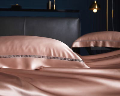 BLUSH - Lace artisan 30 Momme 4-Piece Pure Mulberry Silk Bed Linen Set
